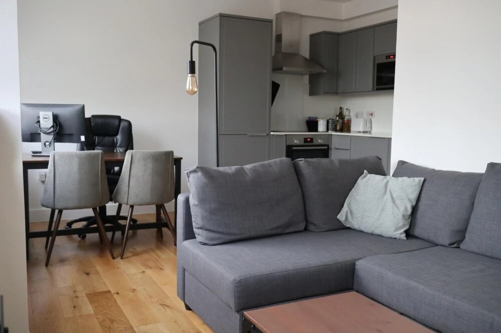 NEW Superb 1BD Apartment Heart of Dartford Kent