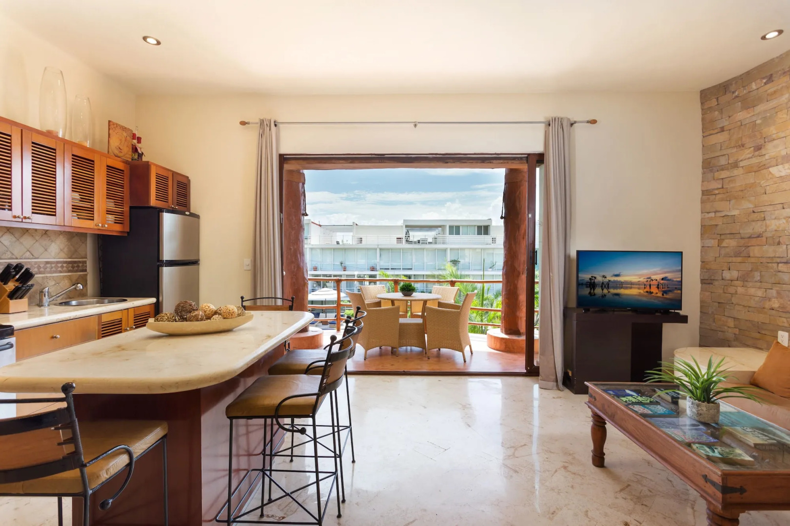 Porto Playa Condo Hotel & Beachclub