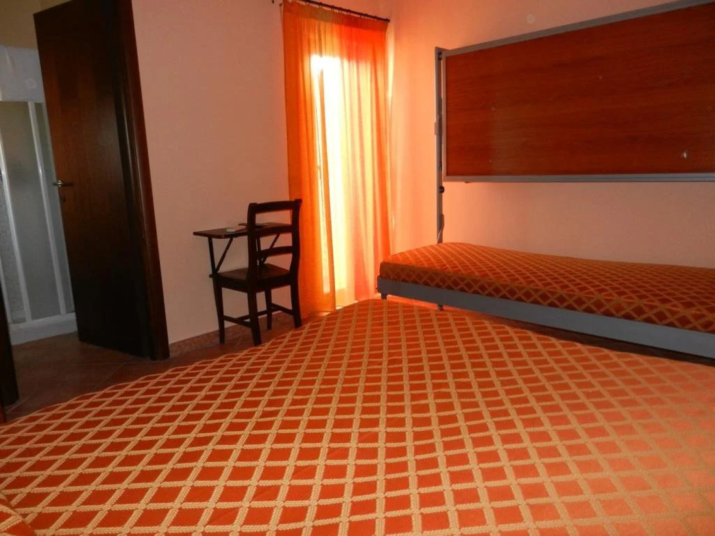 Hotel Piscina La Suite