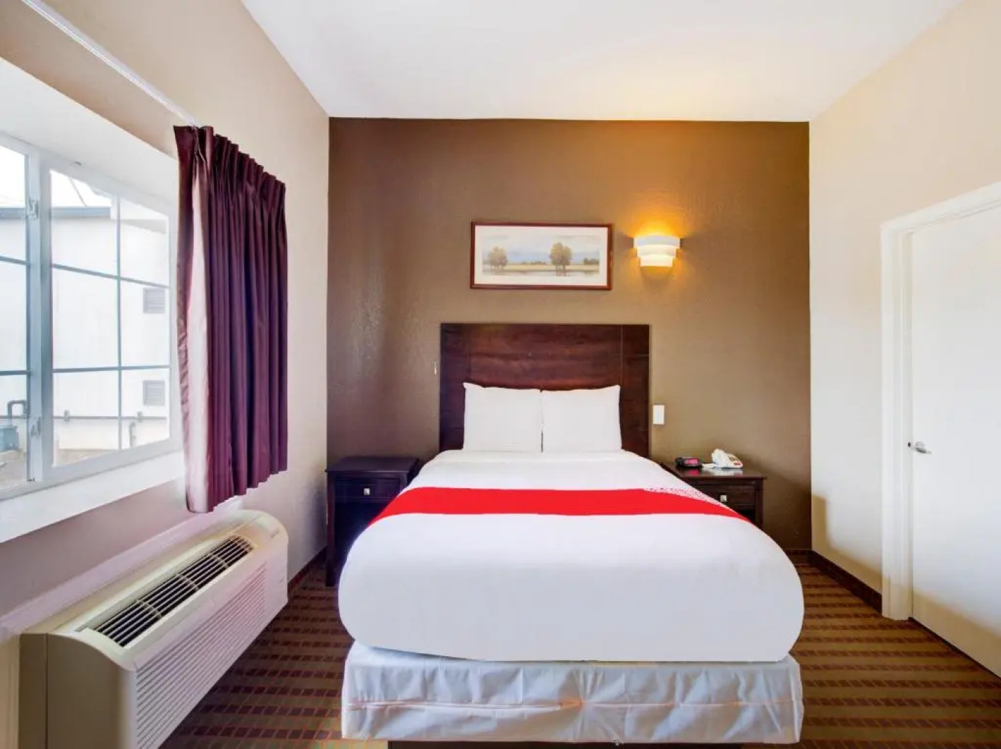 Whitehouse Inn Dilley