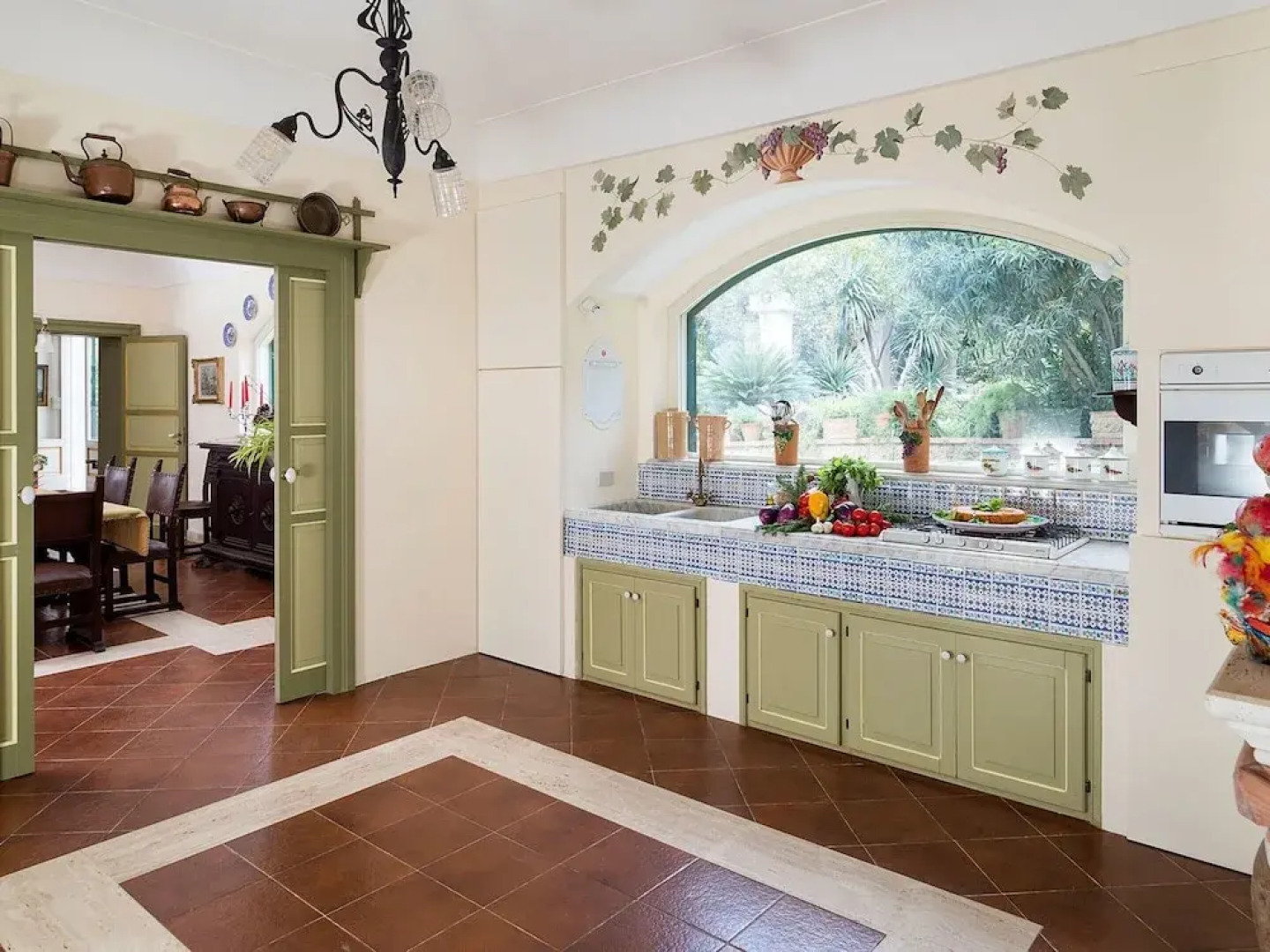 Villa in Salemi With Pool and Garden