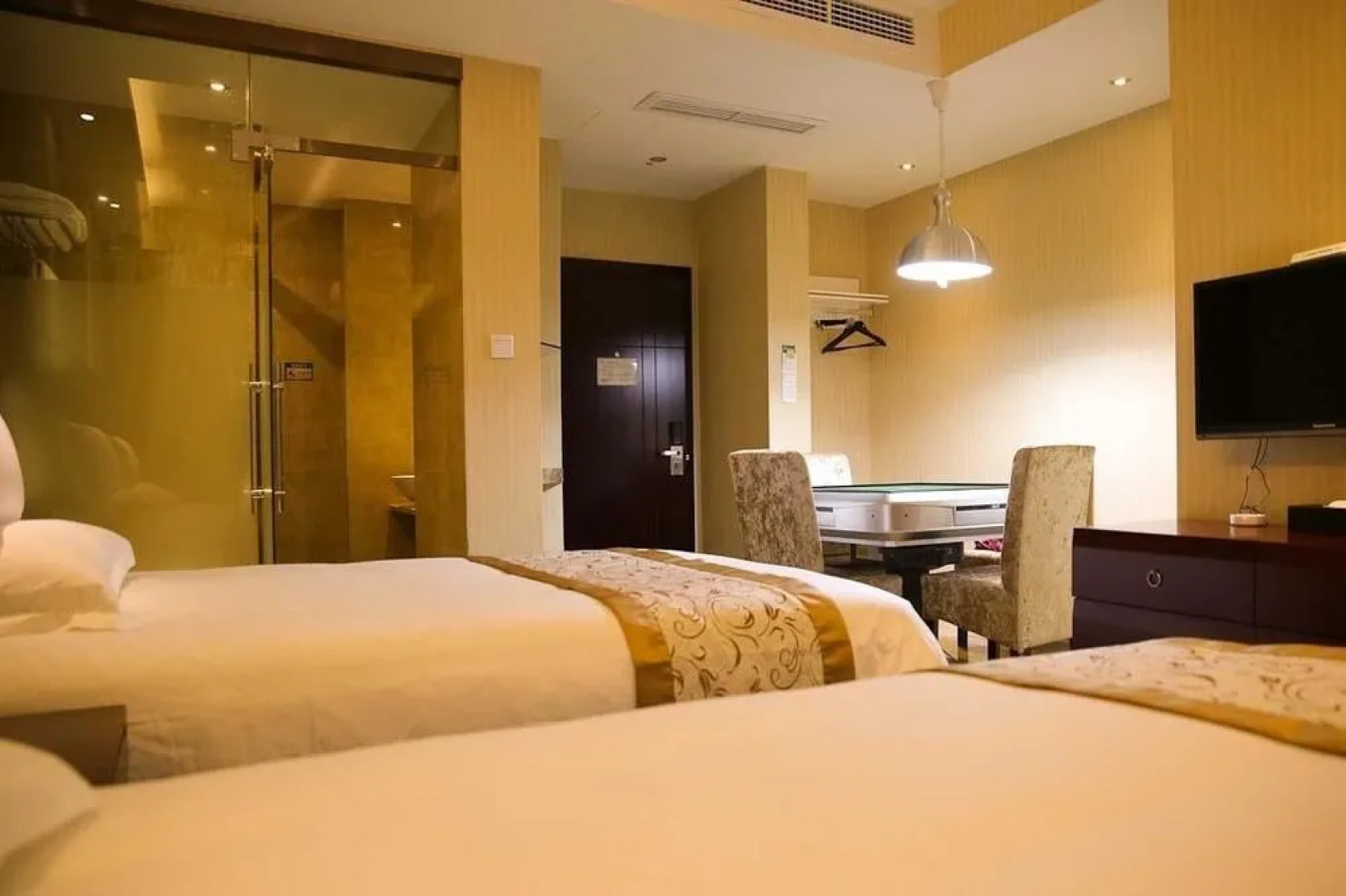 Suichang Hailun Baina Hotel