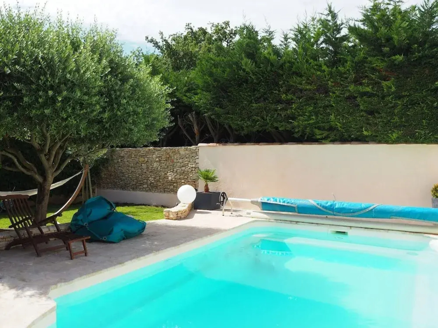 Holiday Home in Pertuis With Private Pool