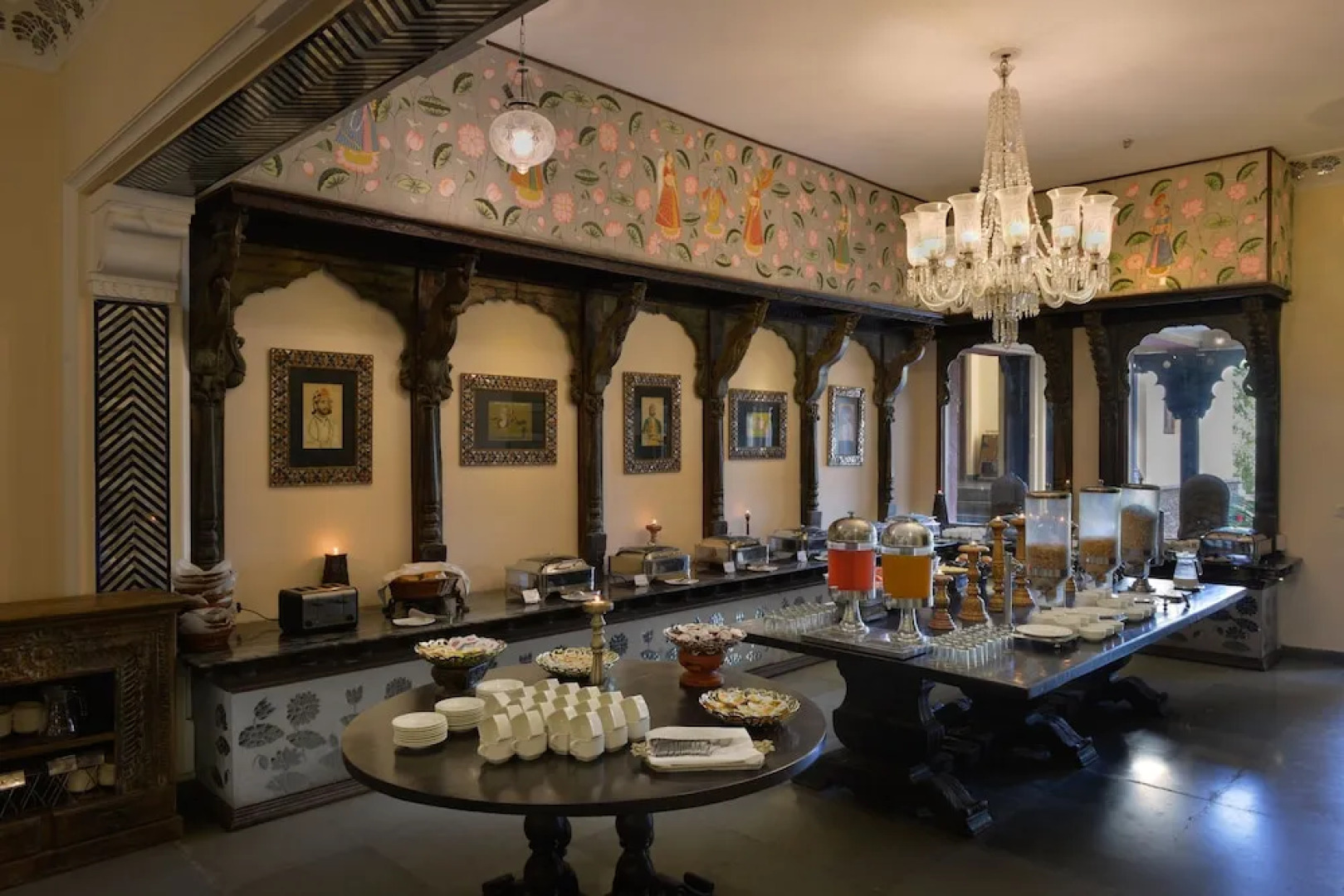 The Royal Retreat Resort & Spa