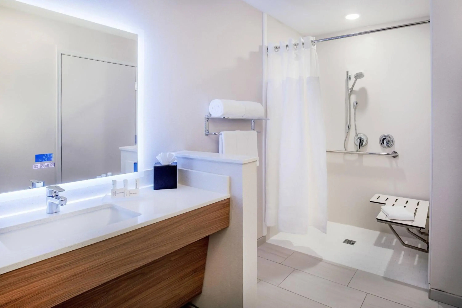 Fairfield Inn & Suites by Marriott McPherson