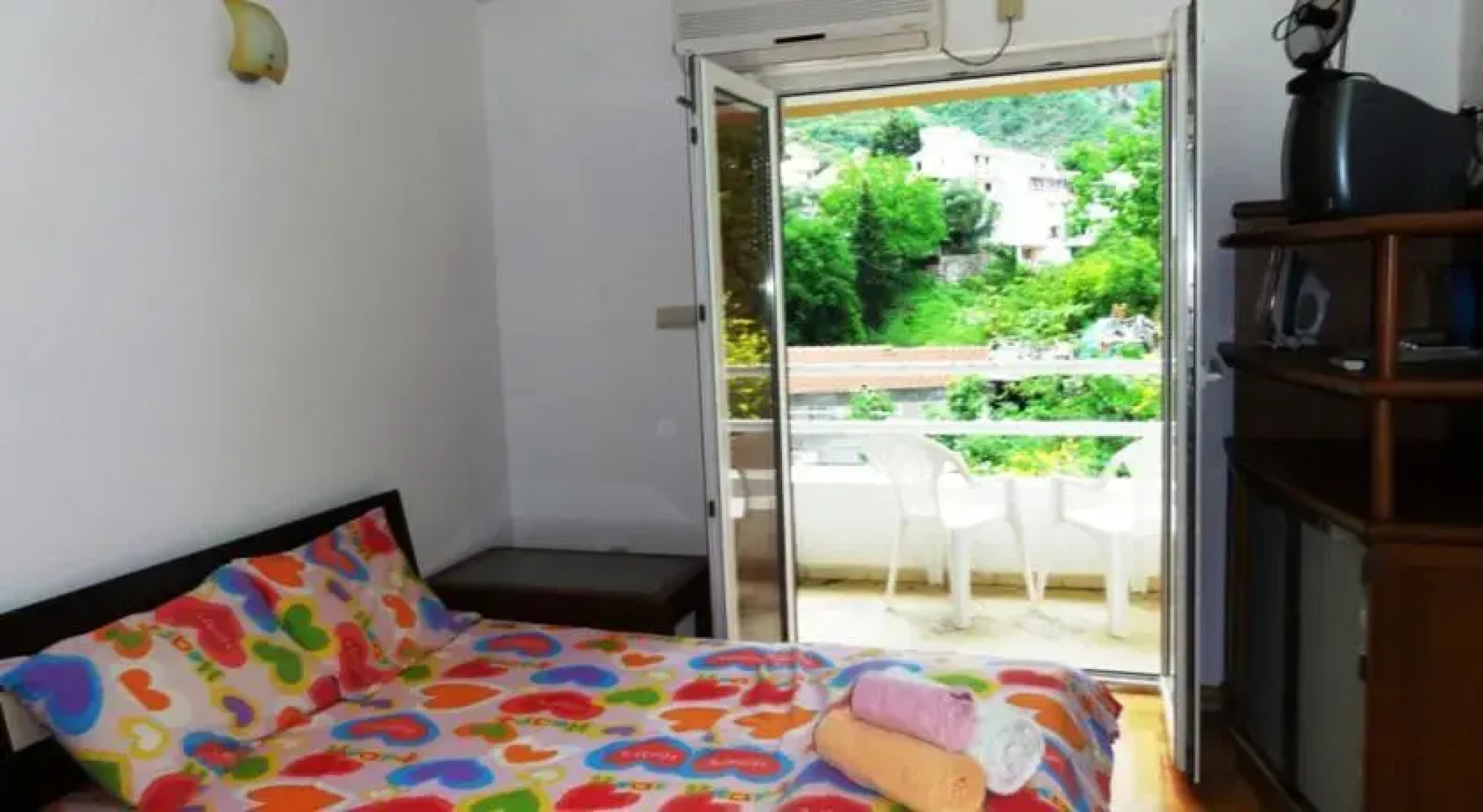 Sea-N-Sun Apartments