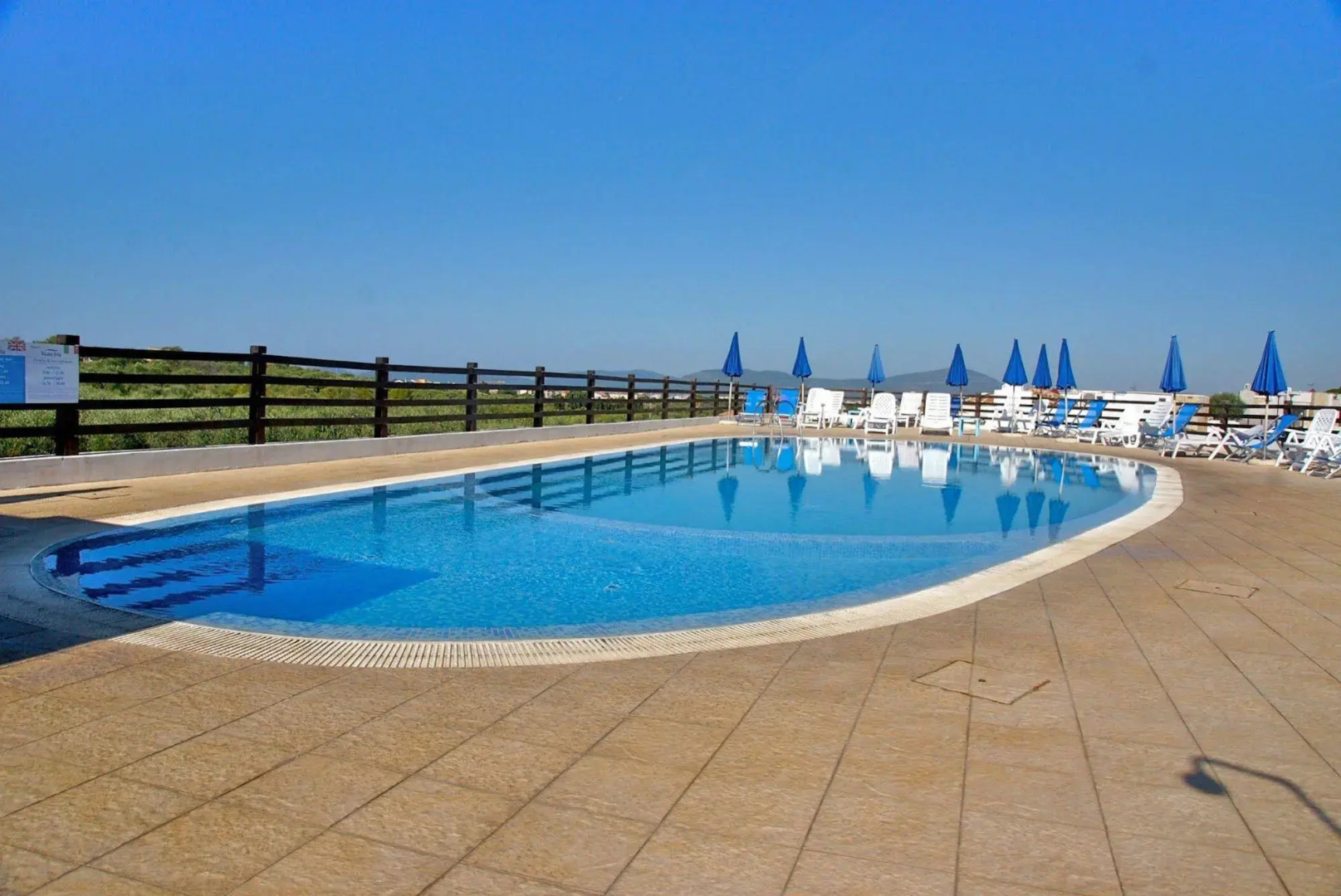 Vista Blu Resort