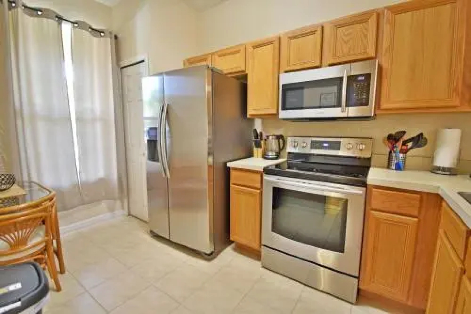 R448MIRA Miramar Delight 4 Br villa by RedAwning