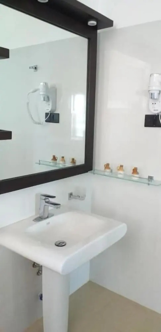 Ella Mount Heaven Hotel