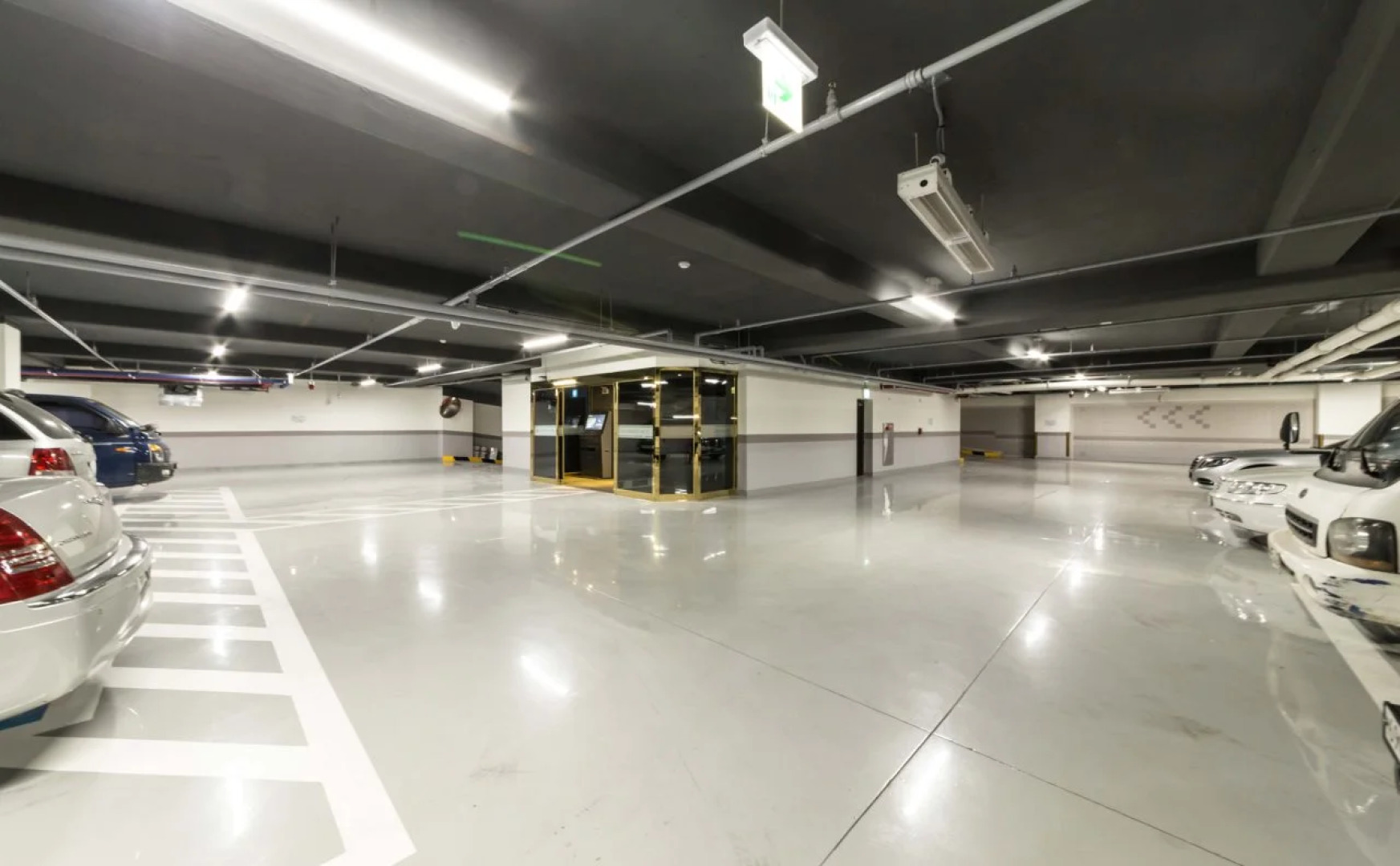 Guri Galmae Indi Present Hotel