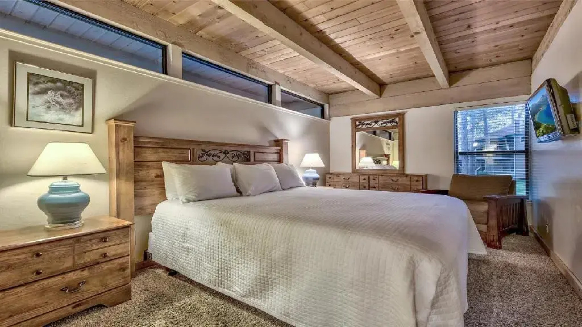 Aston Lakeland Village Beach & Mountain Resort