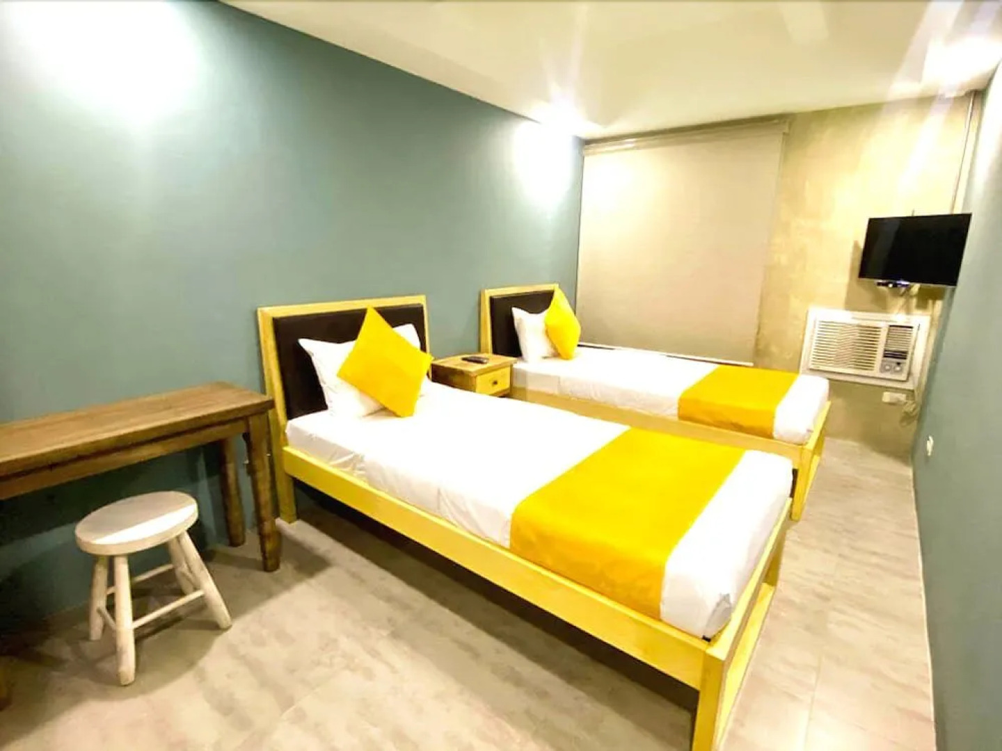 Mikos Suites By Mikos Residences