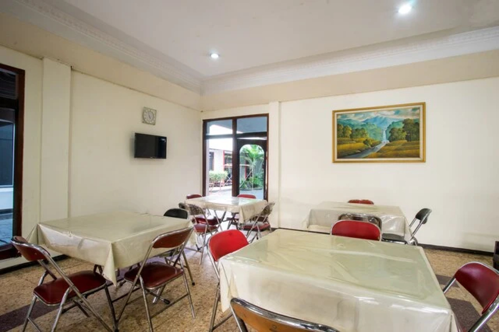 OYO 1238 Hotel Perdana Near RS Bethesda