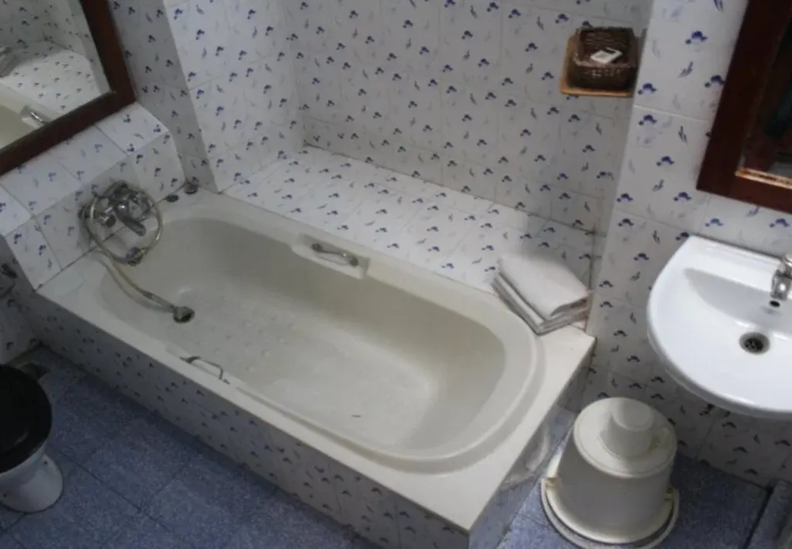 Rossitta Wood Castle