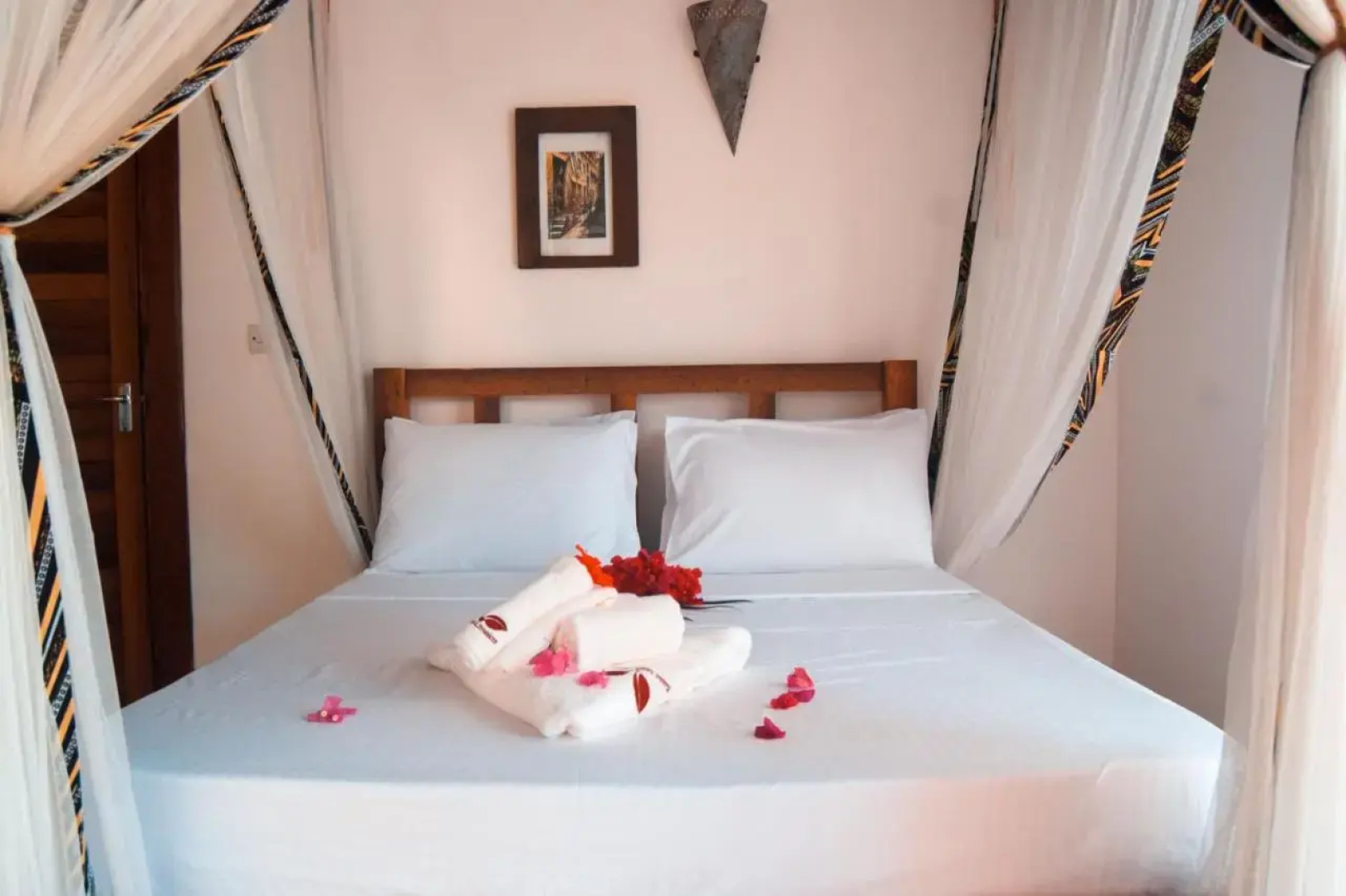 Twiga Beach Bungalows