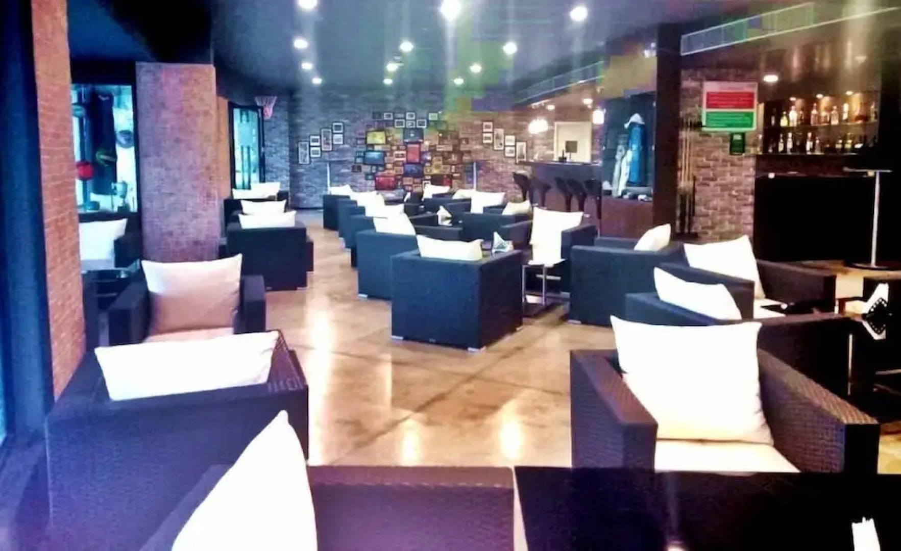 MWC Club by Downtown