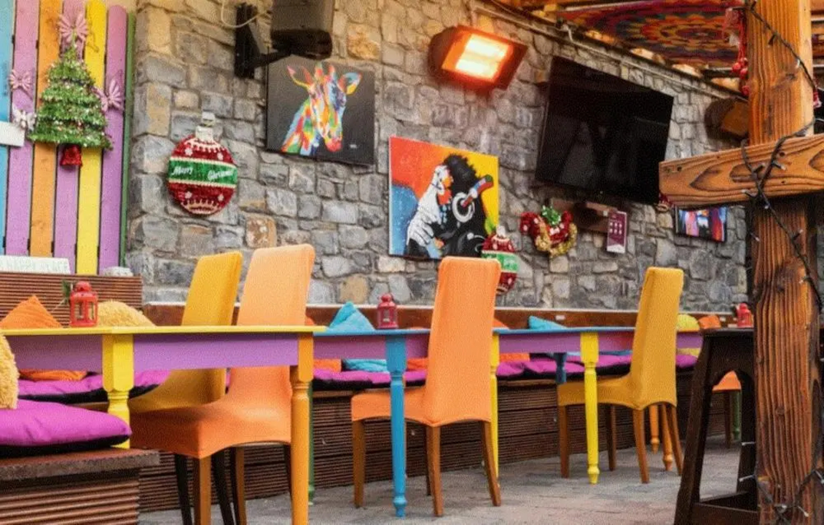 Brogans Bar & Guesthouse