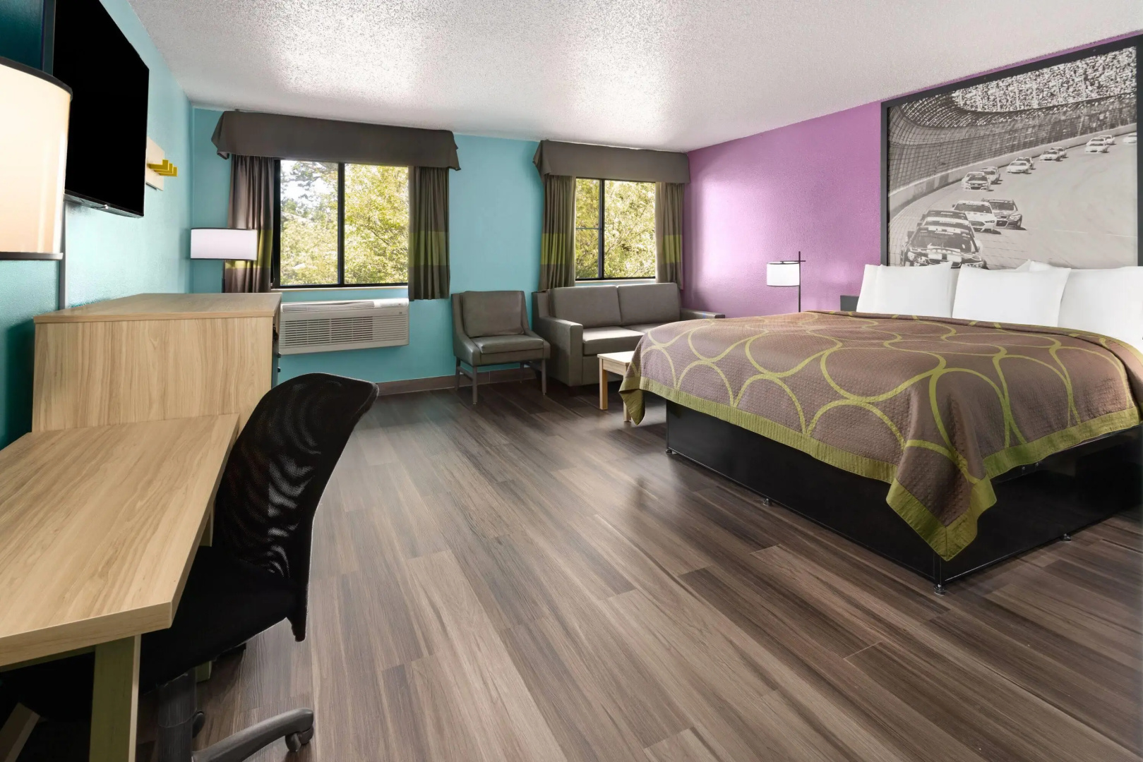 Super 8 by Wyndham South Boston VA
