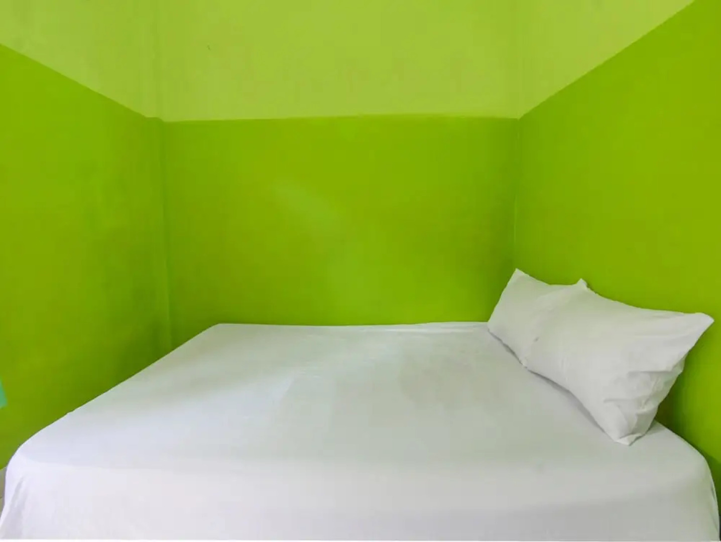 OYO Life 92829 Kos Insan Madani