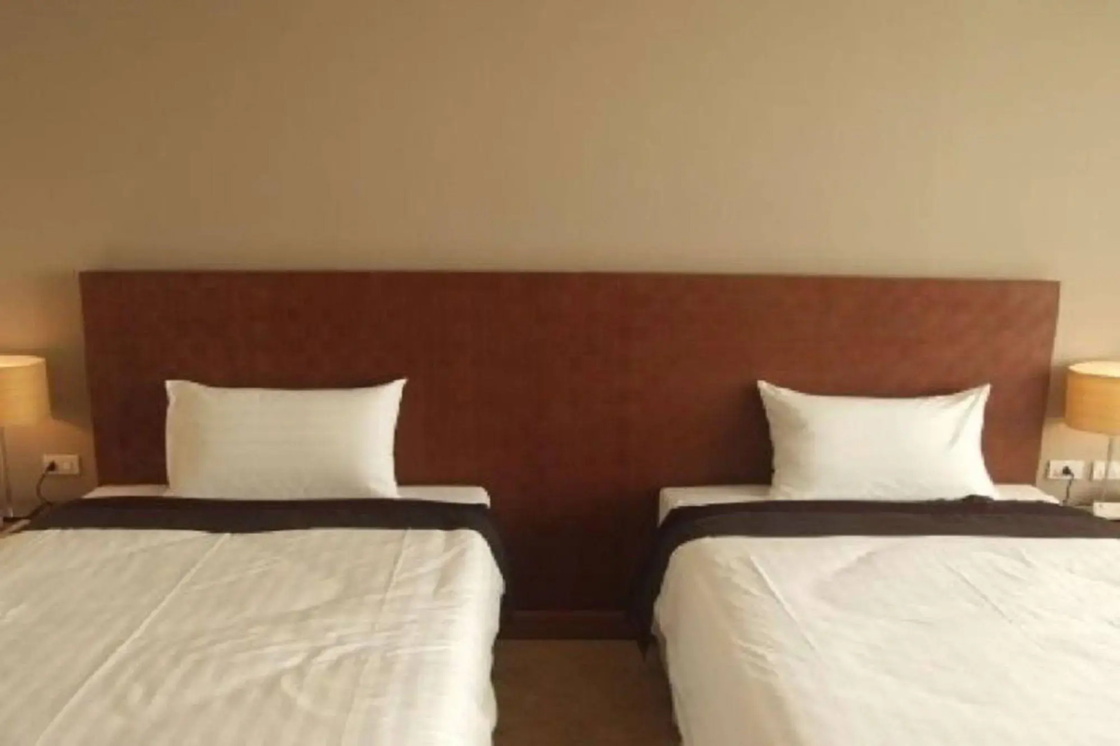 Sunee Grand Hotel and Convention Center