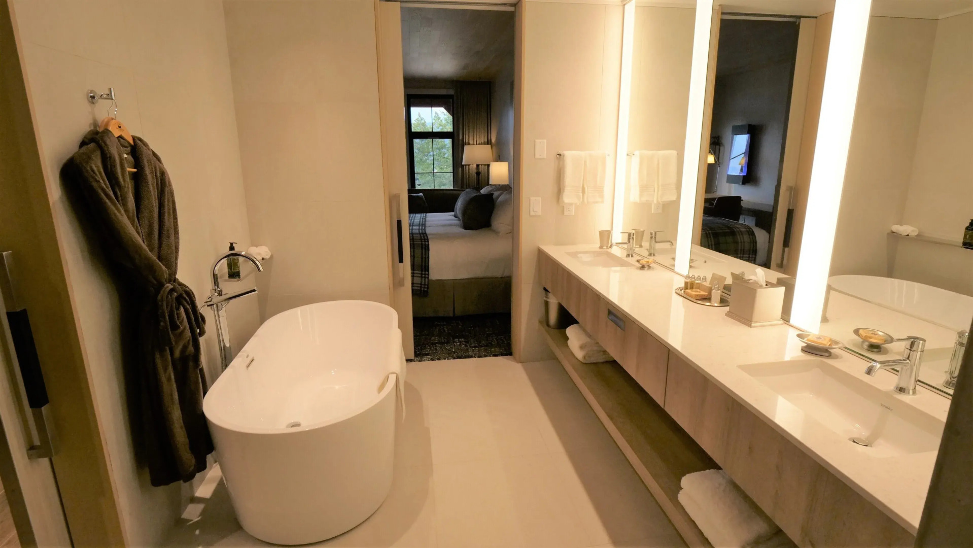 Headwaters Lodge at Eagle Ranch Resort