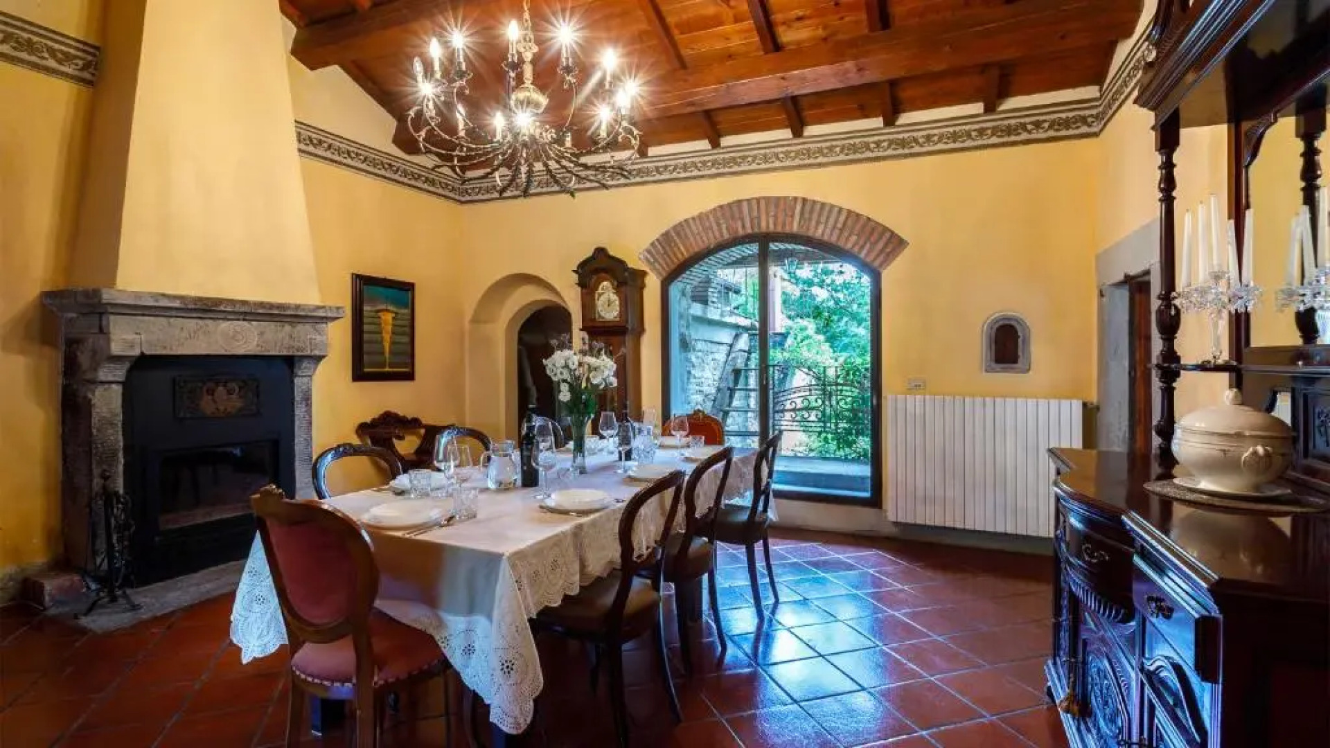 PIEVE DEL BORGO 6&2, Emma Villas