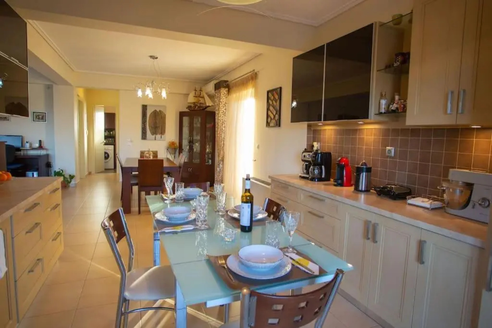 Fou's luxury apartment