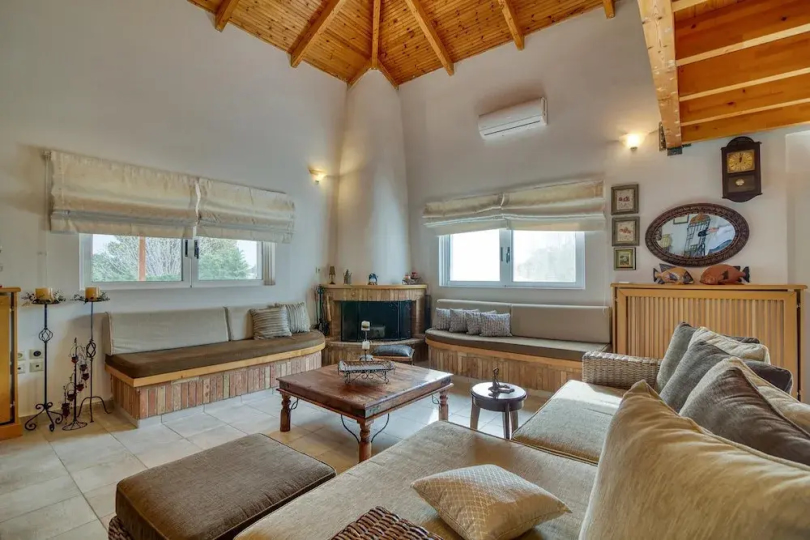 Villa John Dimeon With Private Pool