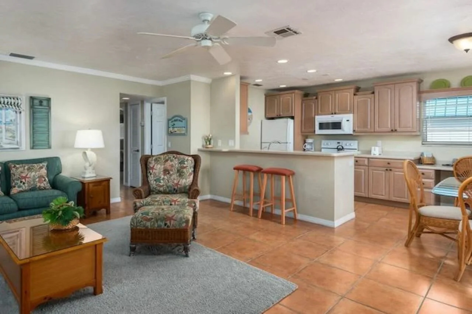 Sanibel Arms West Condominiums