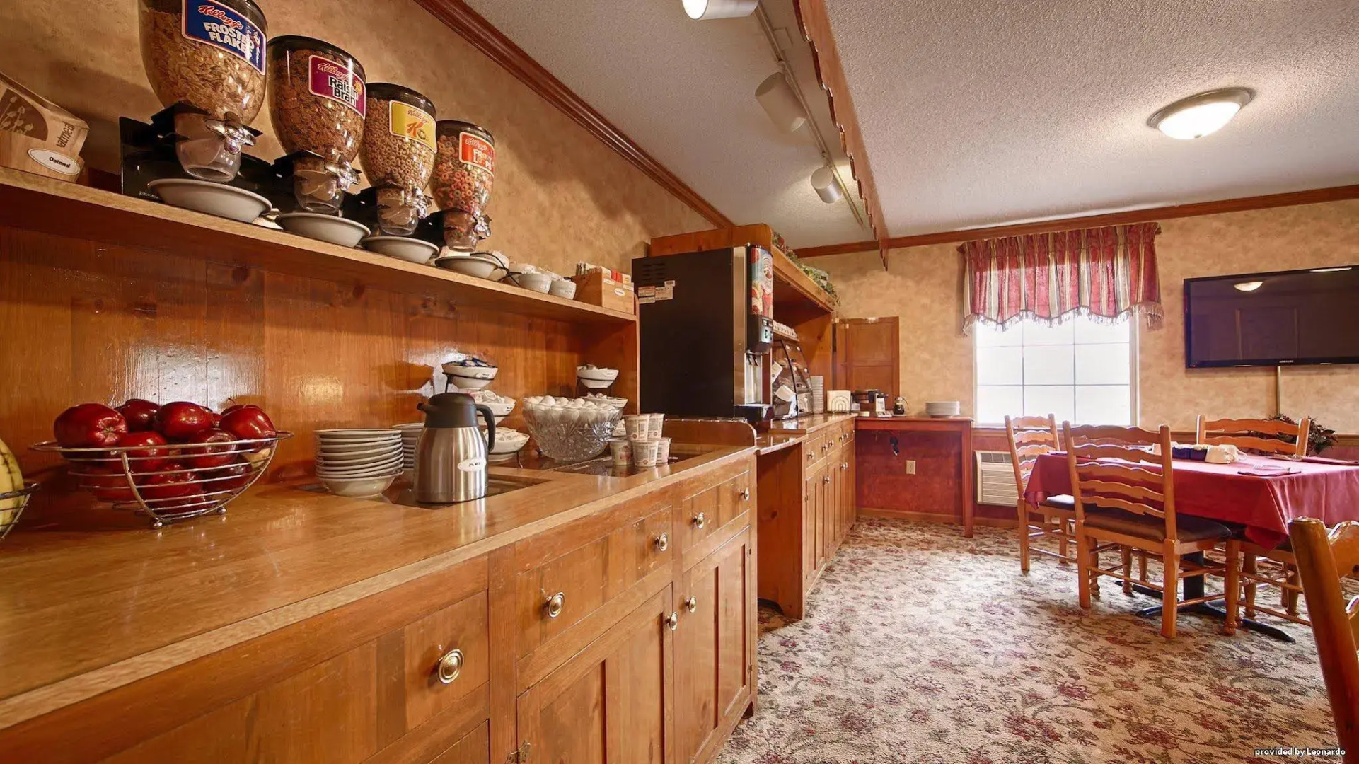 Red Roof Inn Uhrichsville