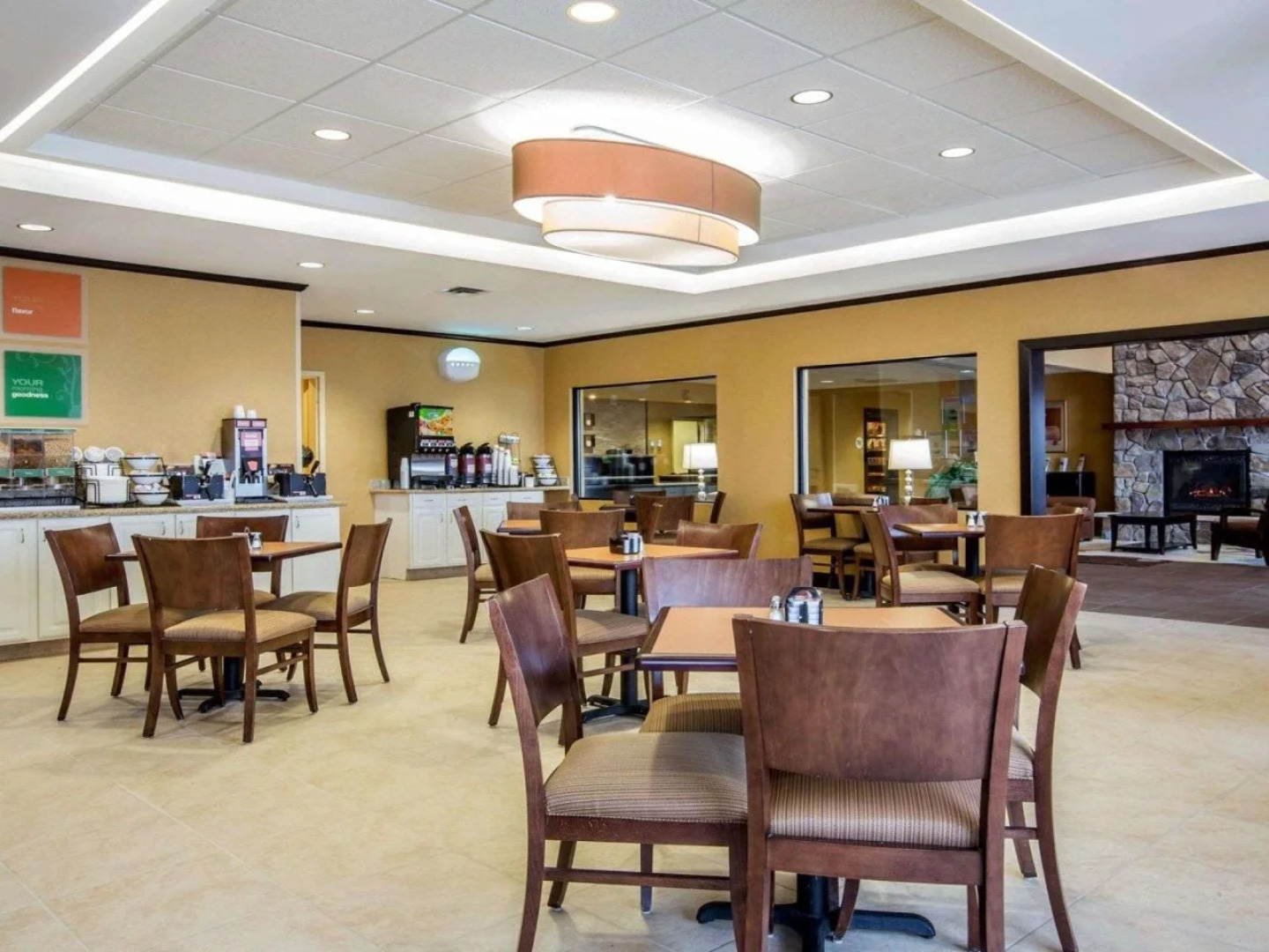 Comfort Inn & Suites adj to Akwesasne Mohawk Casino