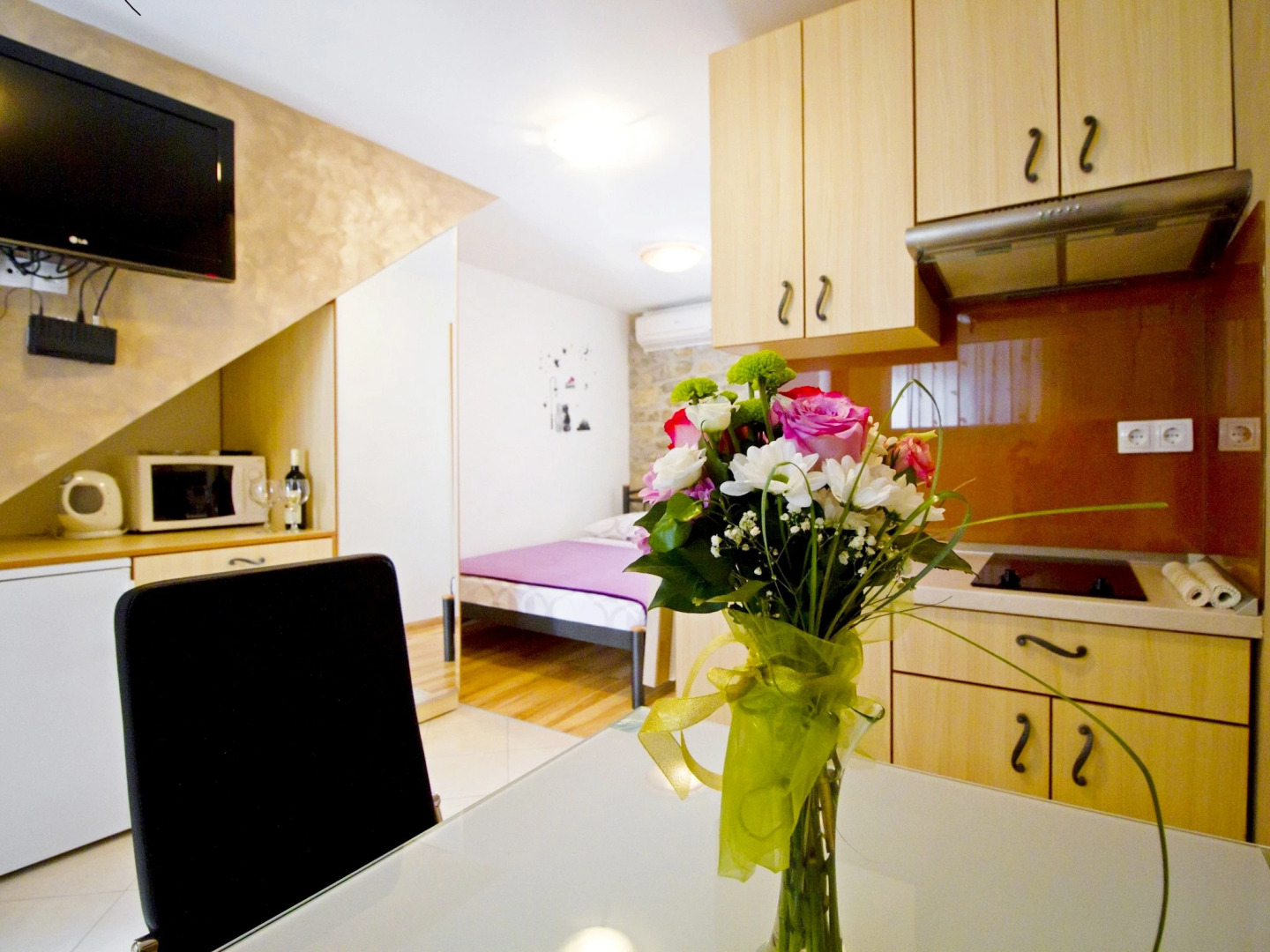 Apartments & rooms Rina