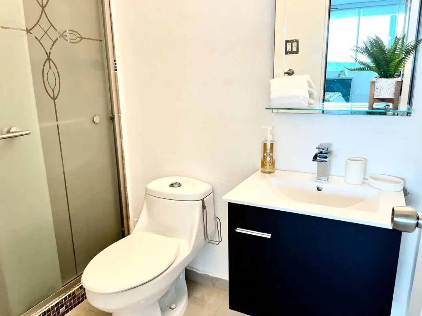 Stunning Marina Views Pool Kayak Island Tours