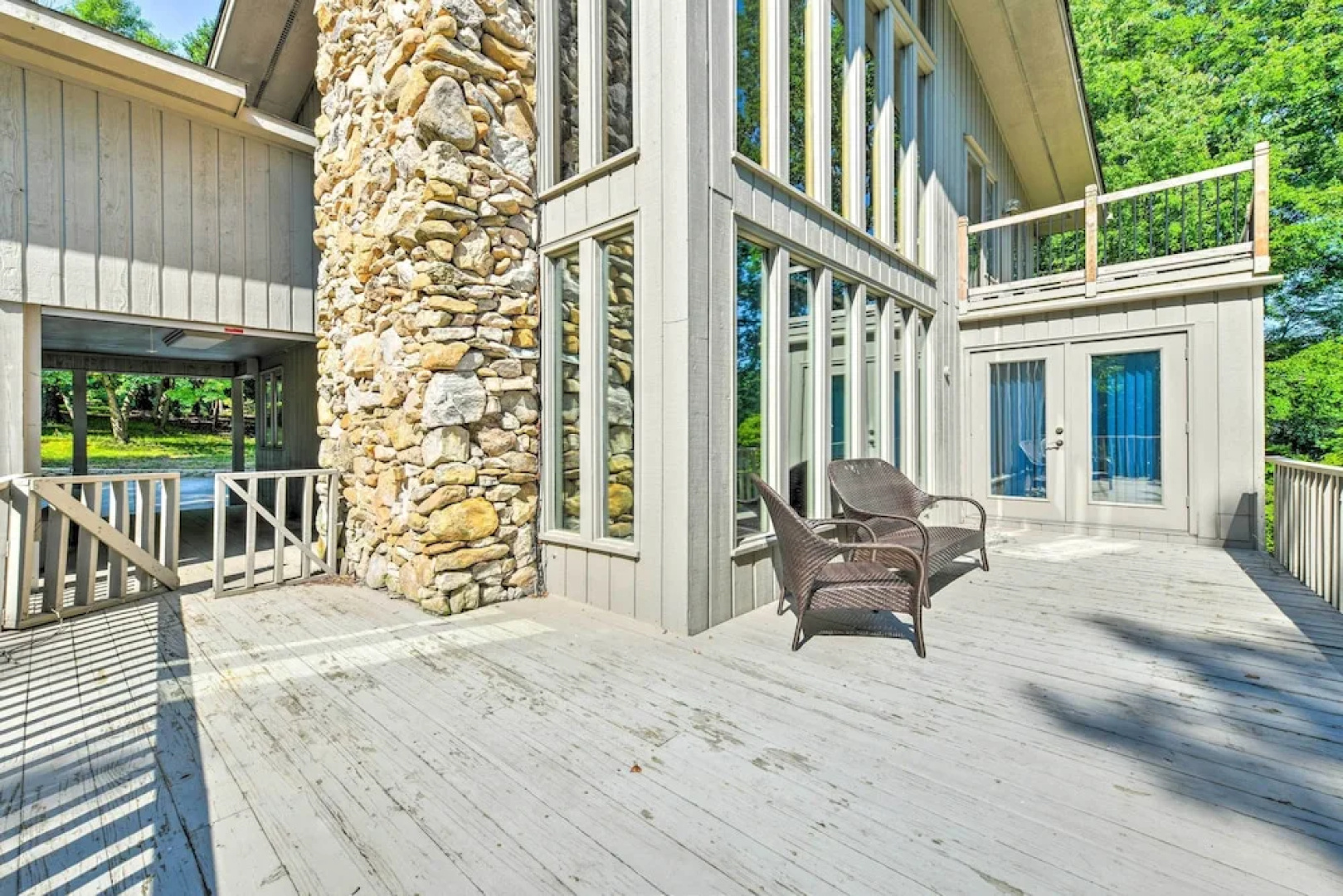Quaint Lake Norman Home w/ Boat Dock + Grill!