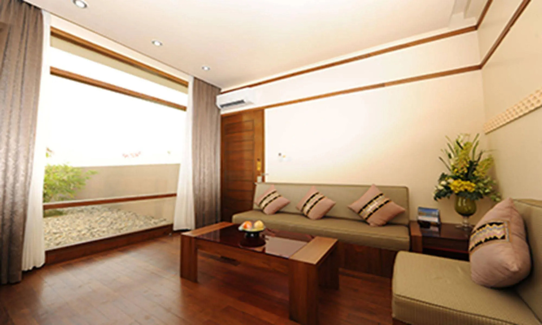 The Myat Mingalar Hotel