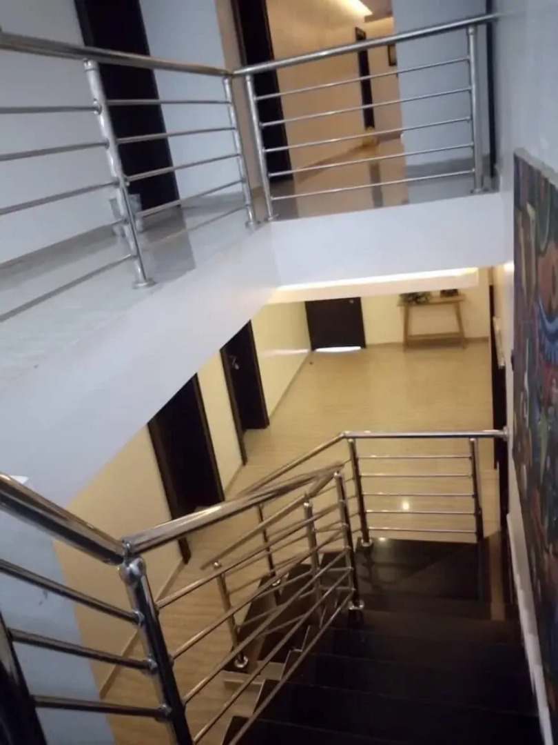 The Point Rayfield  Hotel