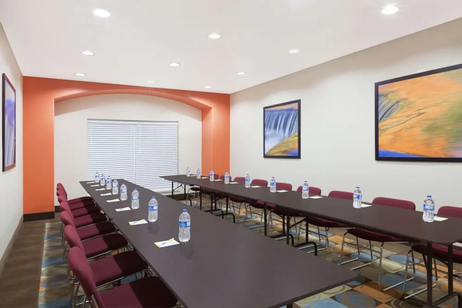 Days Inn And Suites Marquez