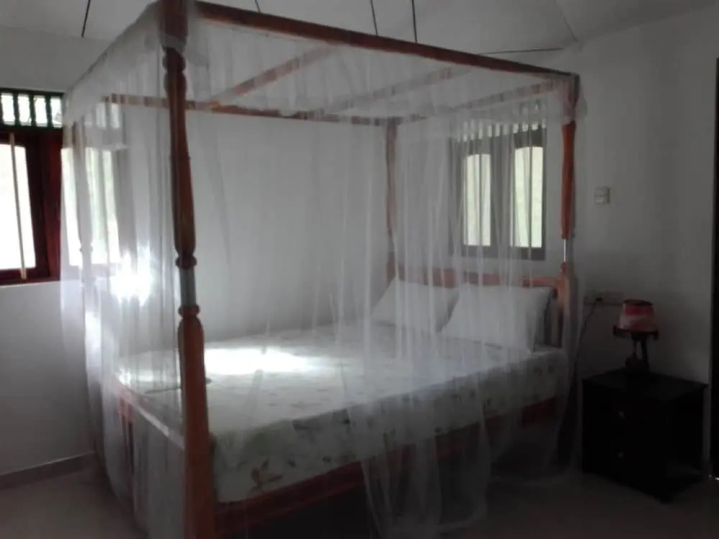 Yoho Green Garden Cabanas