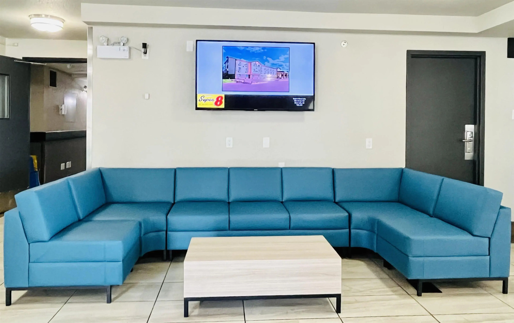 Super 8 by Wyndham Grande Prairie