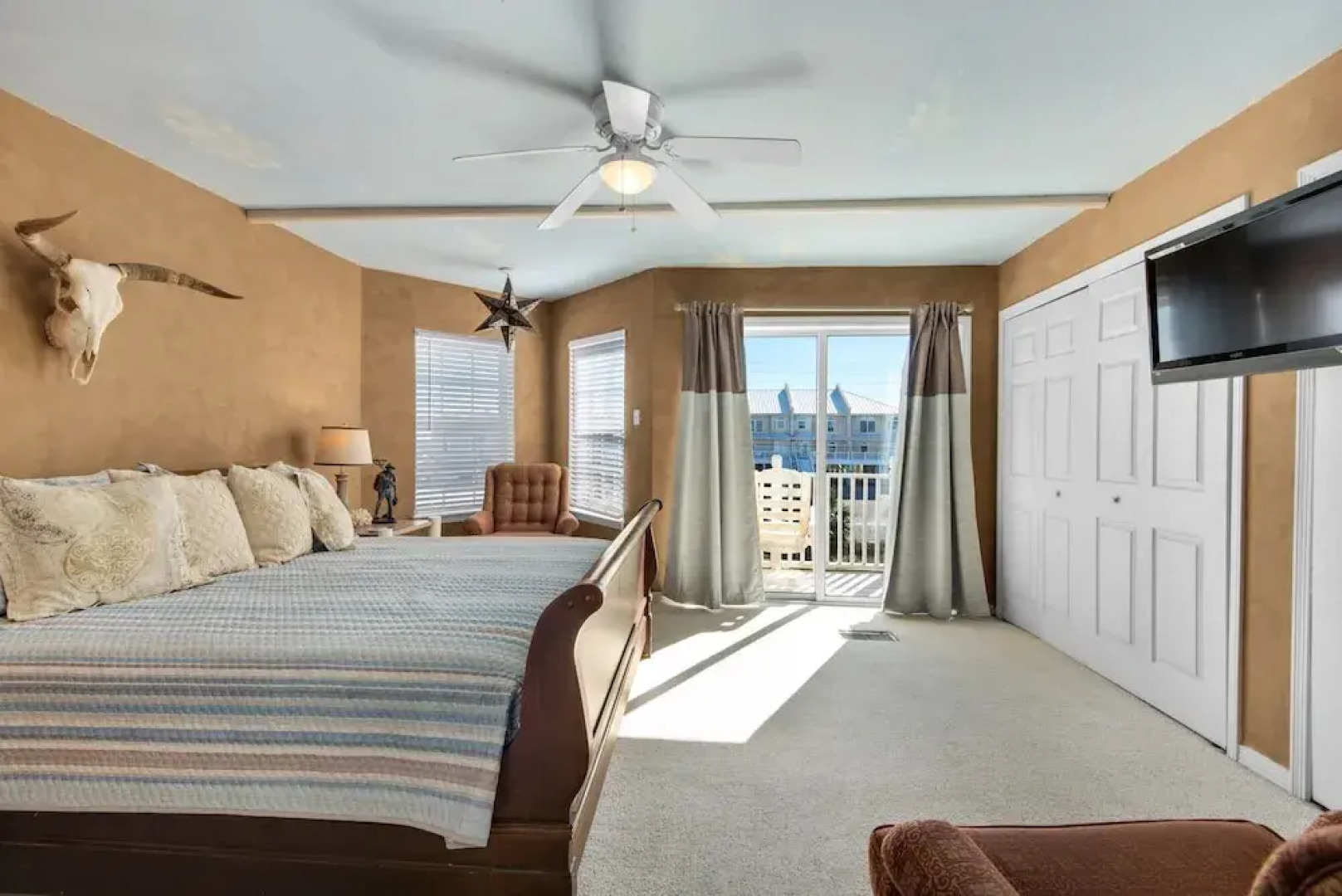 Pelican Point 2 Bedroom Townhouse by RedAwning