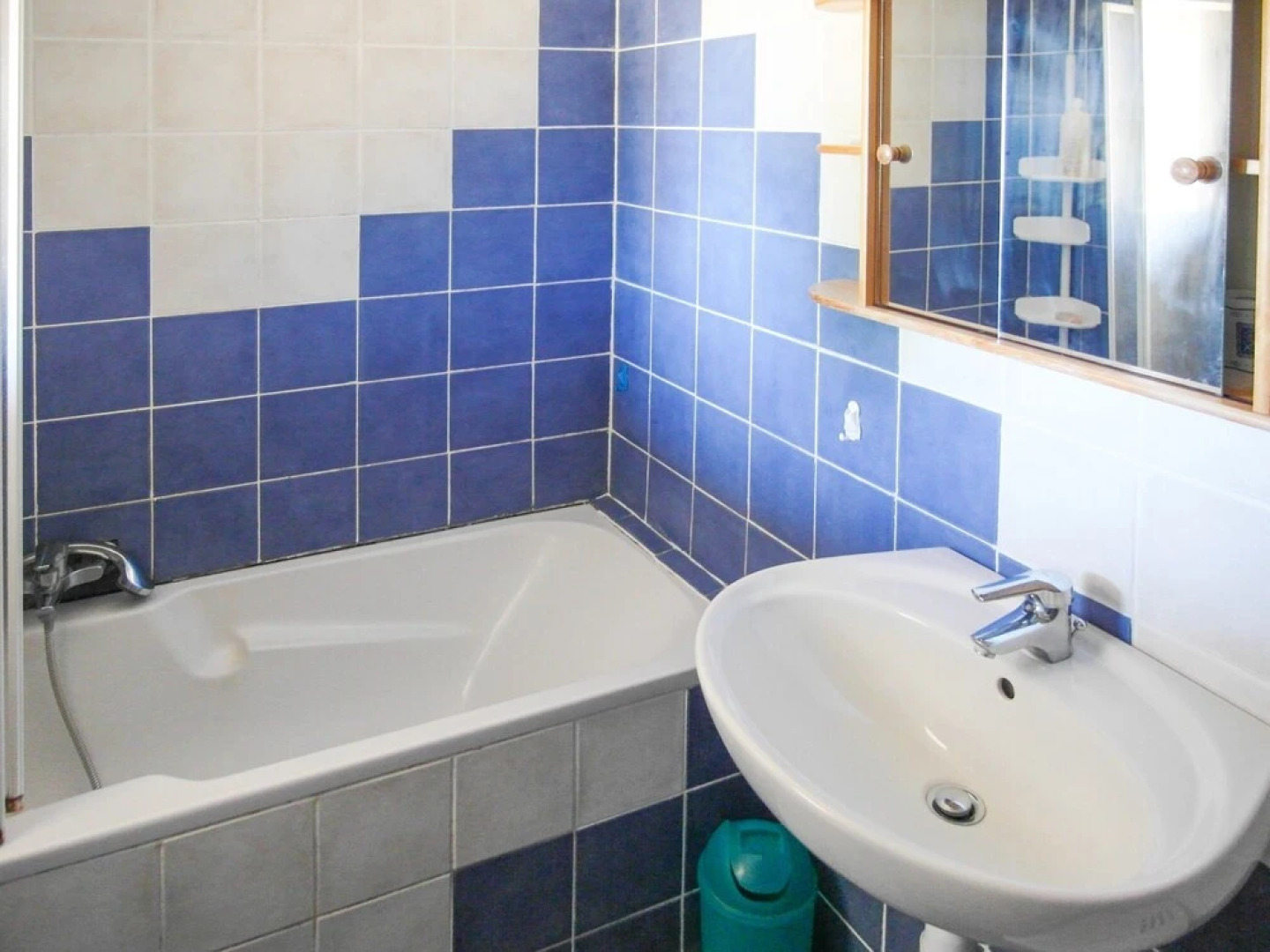 House With 5 Bedrooms in Calcatoggio, With Wonderful sea View, Private