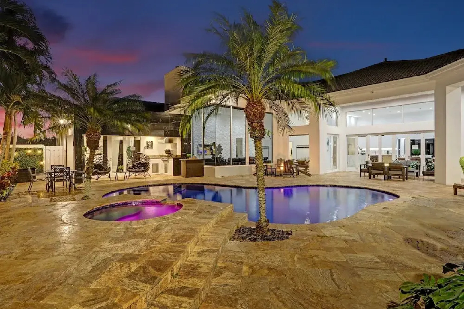 Sophia's Luxury Compound Resort w/ Heated Pool!