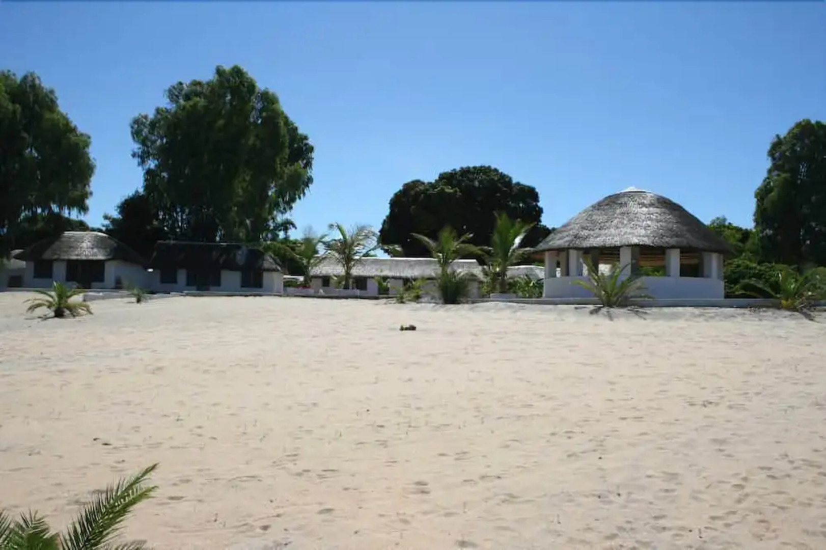 Fish Eagle Bay Lodge