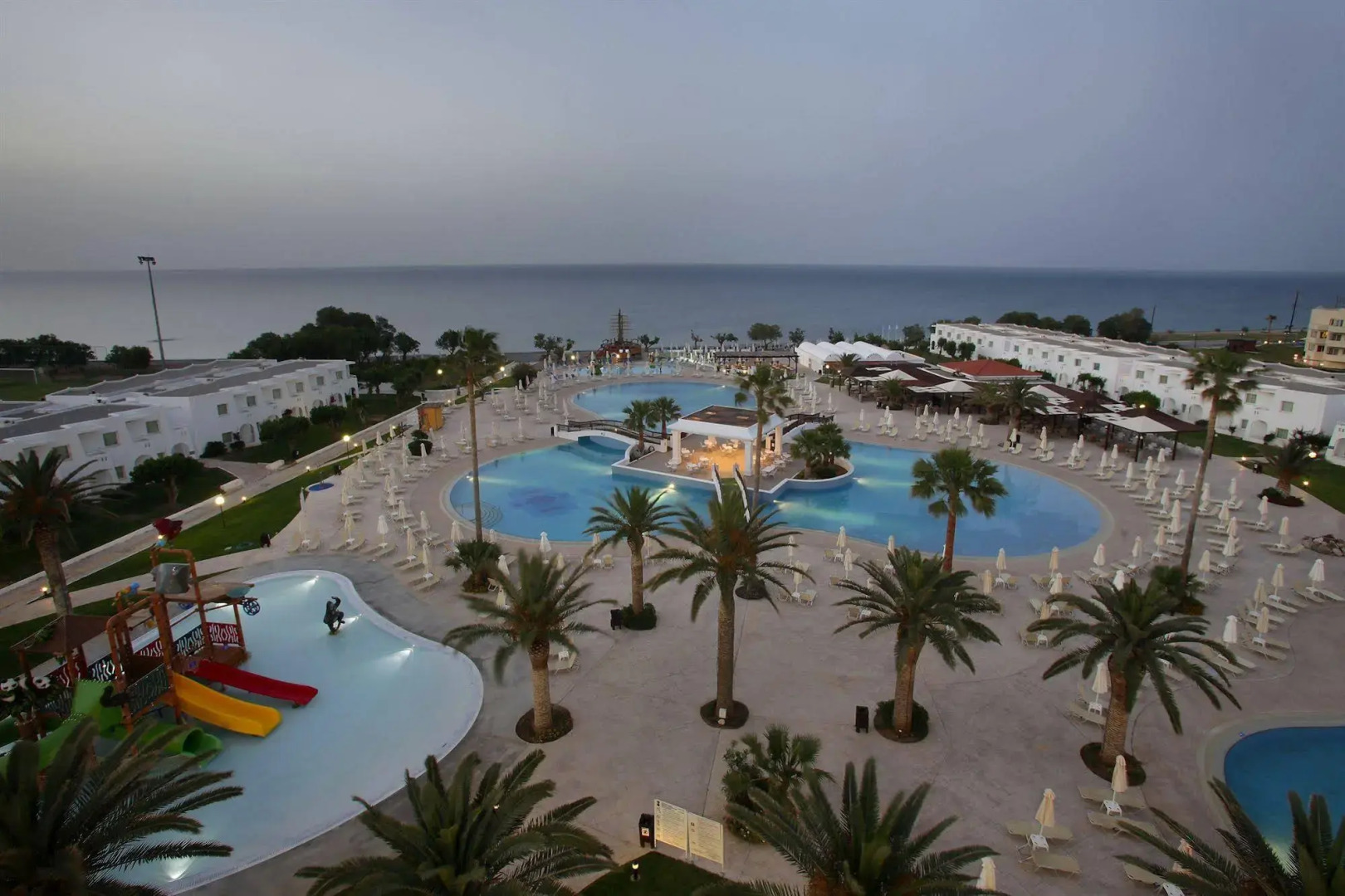 Atlantica Ocean Beach Resort