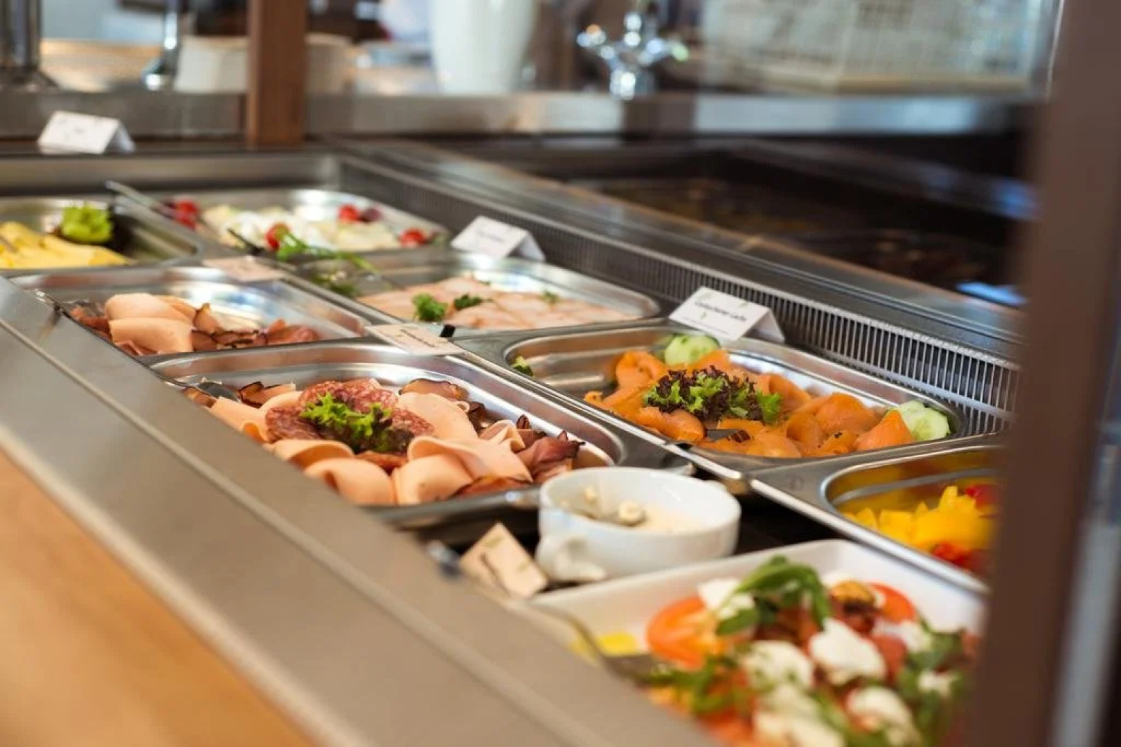 FT Hotel & Restaurant