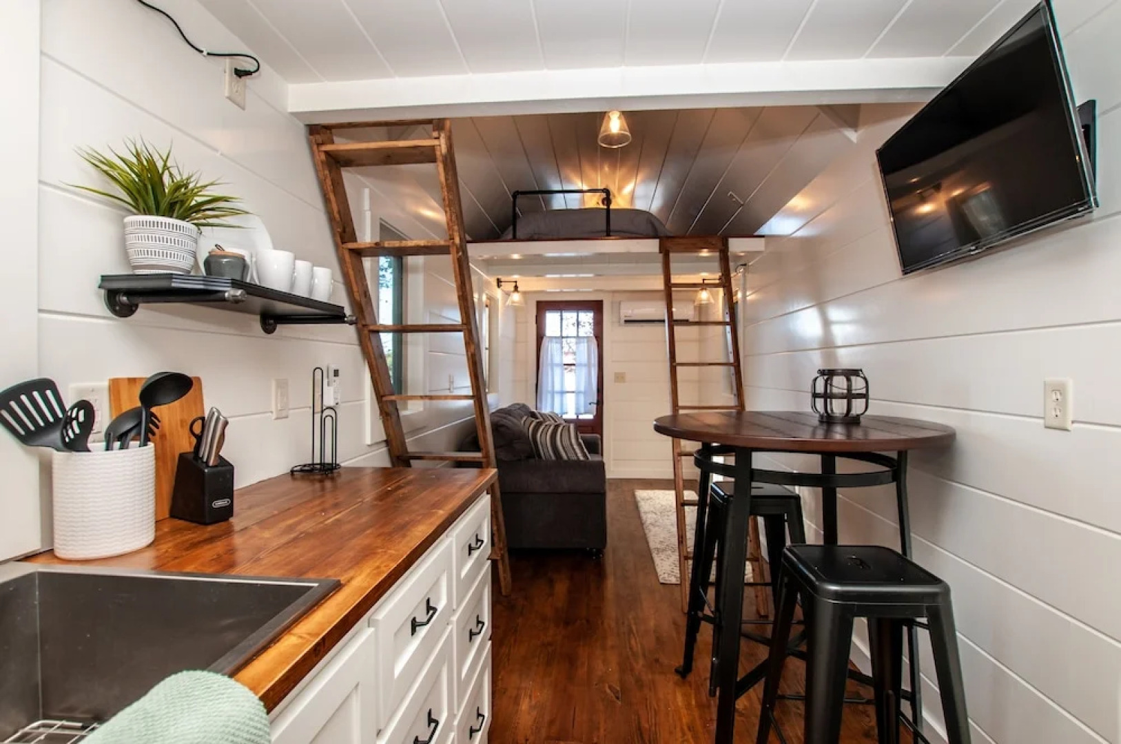 Windsor At River Rocks Landing Studio Bedroom Bungalow