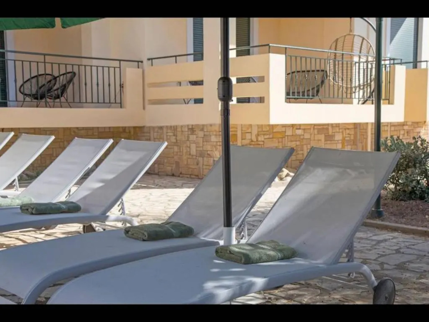 New-olivaholidayhomes - Pastel Studio +pool