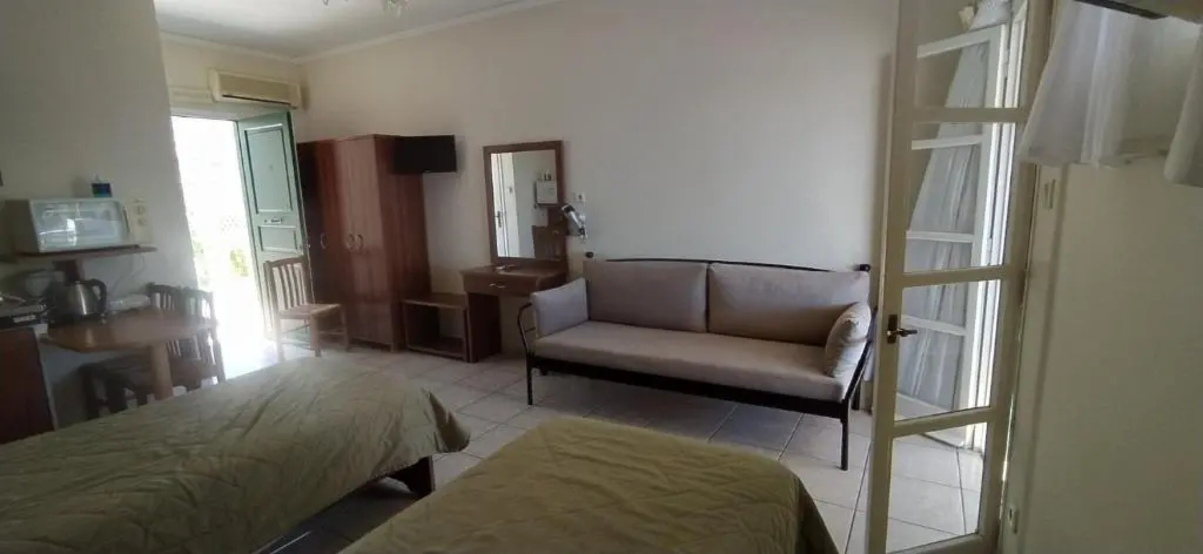 Vassiliki Kontou Studios