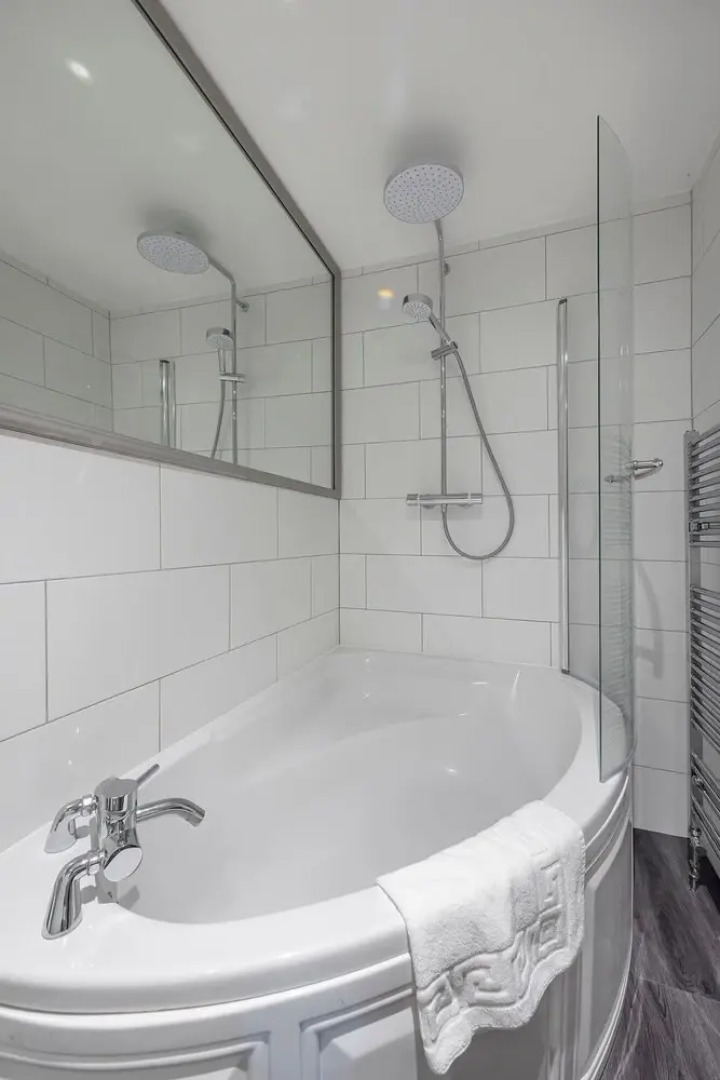 Cotswold Manor House