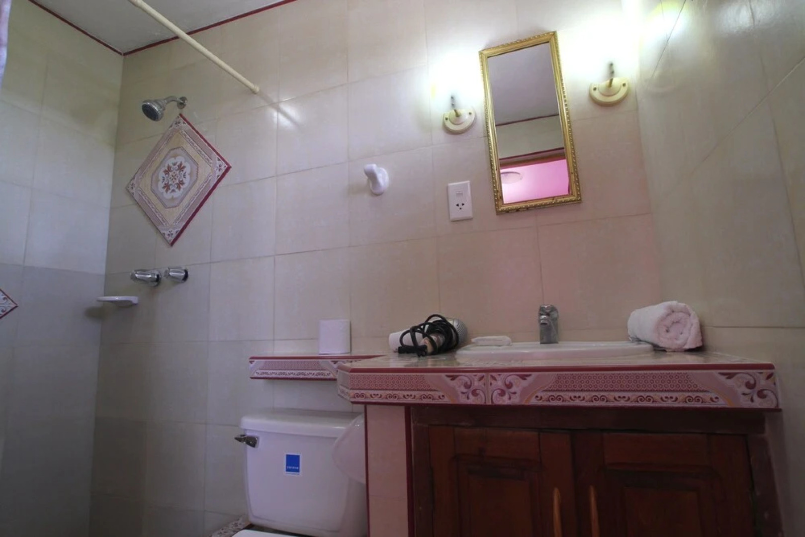 Hostal Zaira Kenia y Jorge Luis